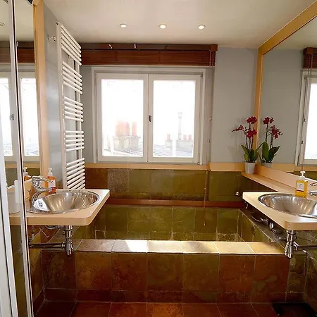 Picasso Atelier Apartment *